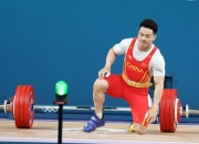😢石智勇三次挺举失败无缘奖牌：实在受不了病痛折磨 对不起举重队和大家