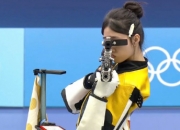 🥈银牌！女子10米气步枪：中国选手黄玉婷以251.8环获得银牌 追平赛事纪录