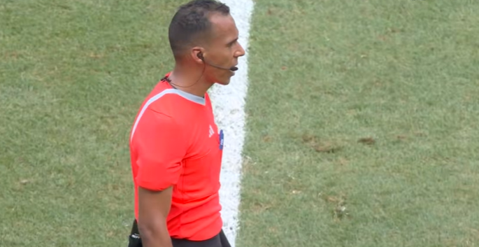 🔥细谷真大抽射破门被吹罚越位在先无效 西班牙仍1-0日本国奥